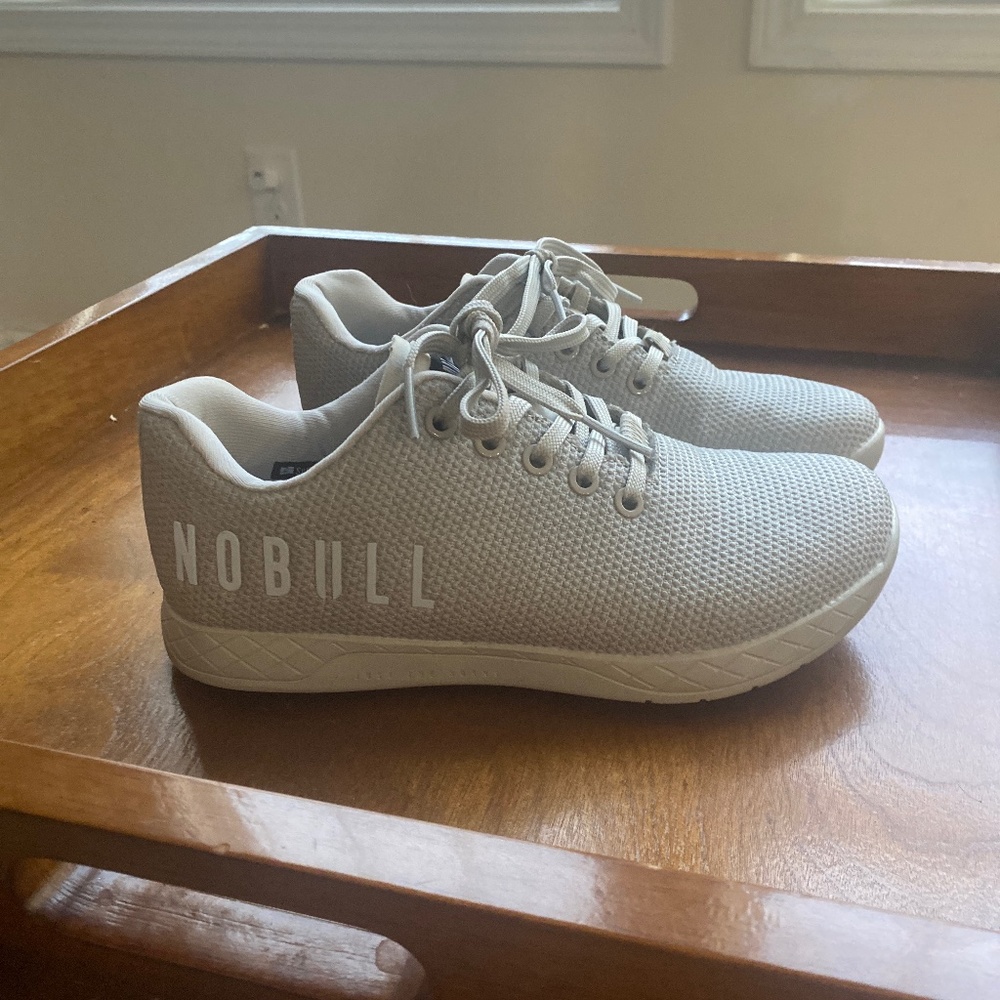 Crosstraining shoes